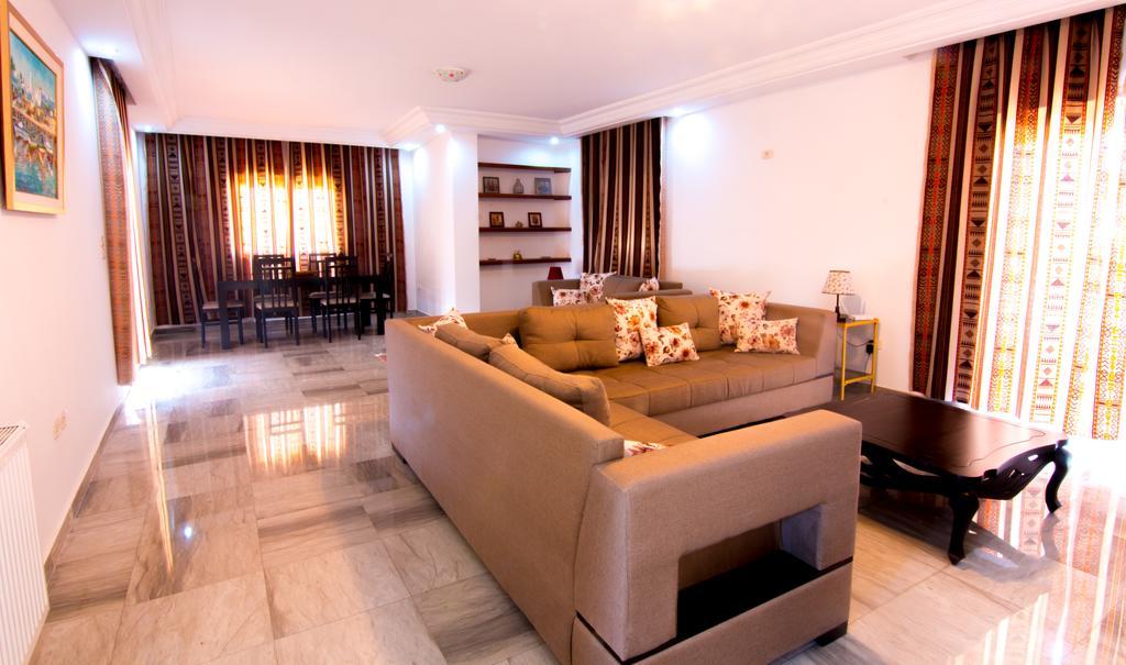 Mahdia Place Apartments Bagian luar foto